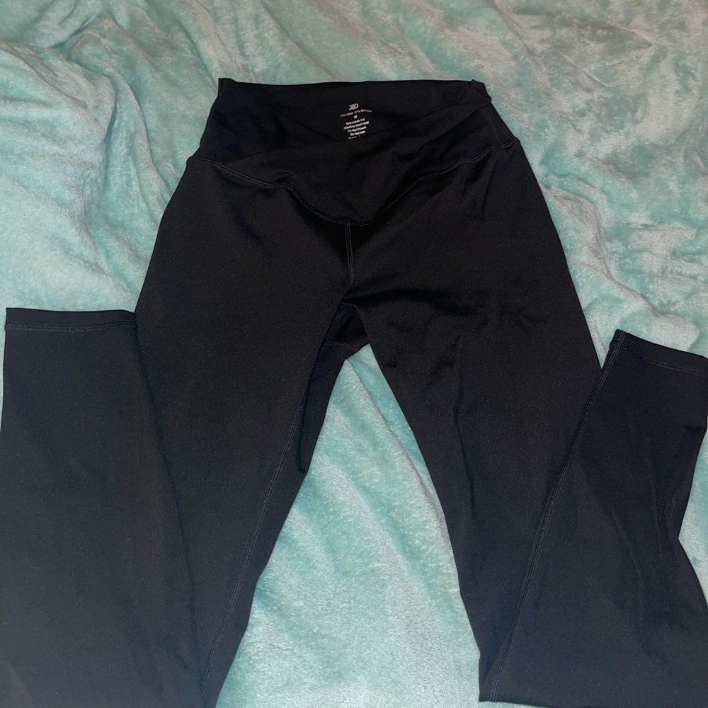 J80 fit leggings SOLD!✅ - Picture 3 of 5